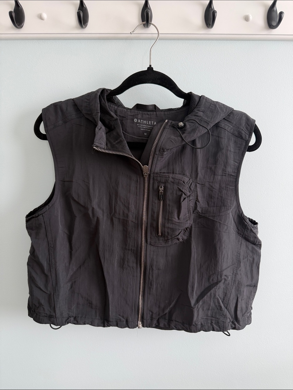 Athleta Black Hooded Cropped Zip Vest